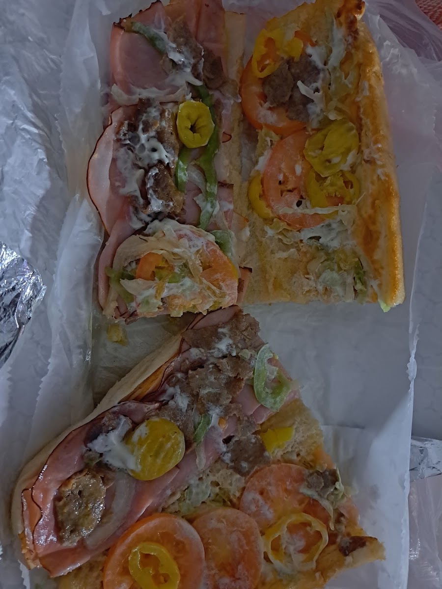 chanellos-pizza-14-chesapeake-square/35957-albums-5.jpg