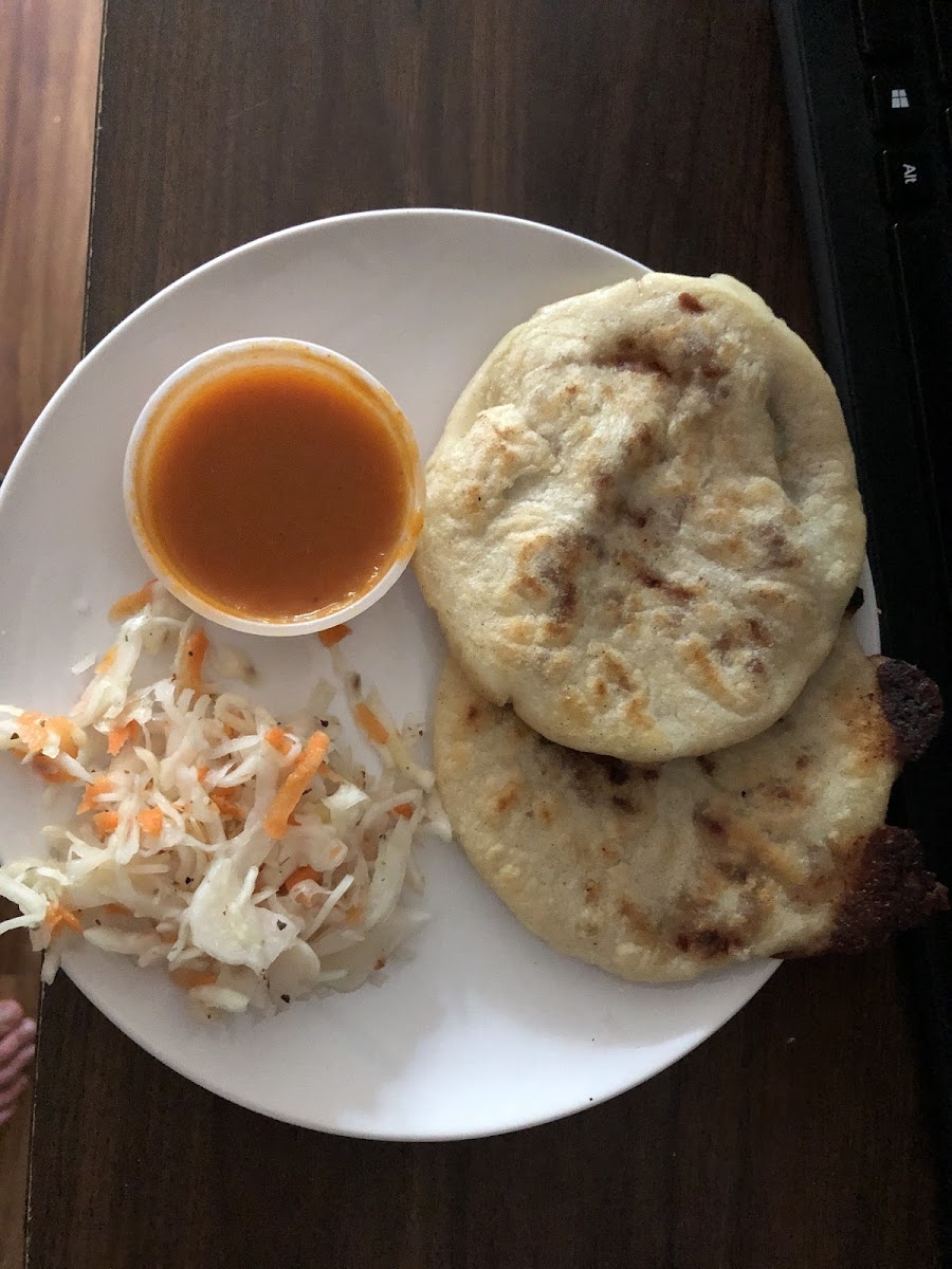Cheros Grill