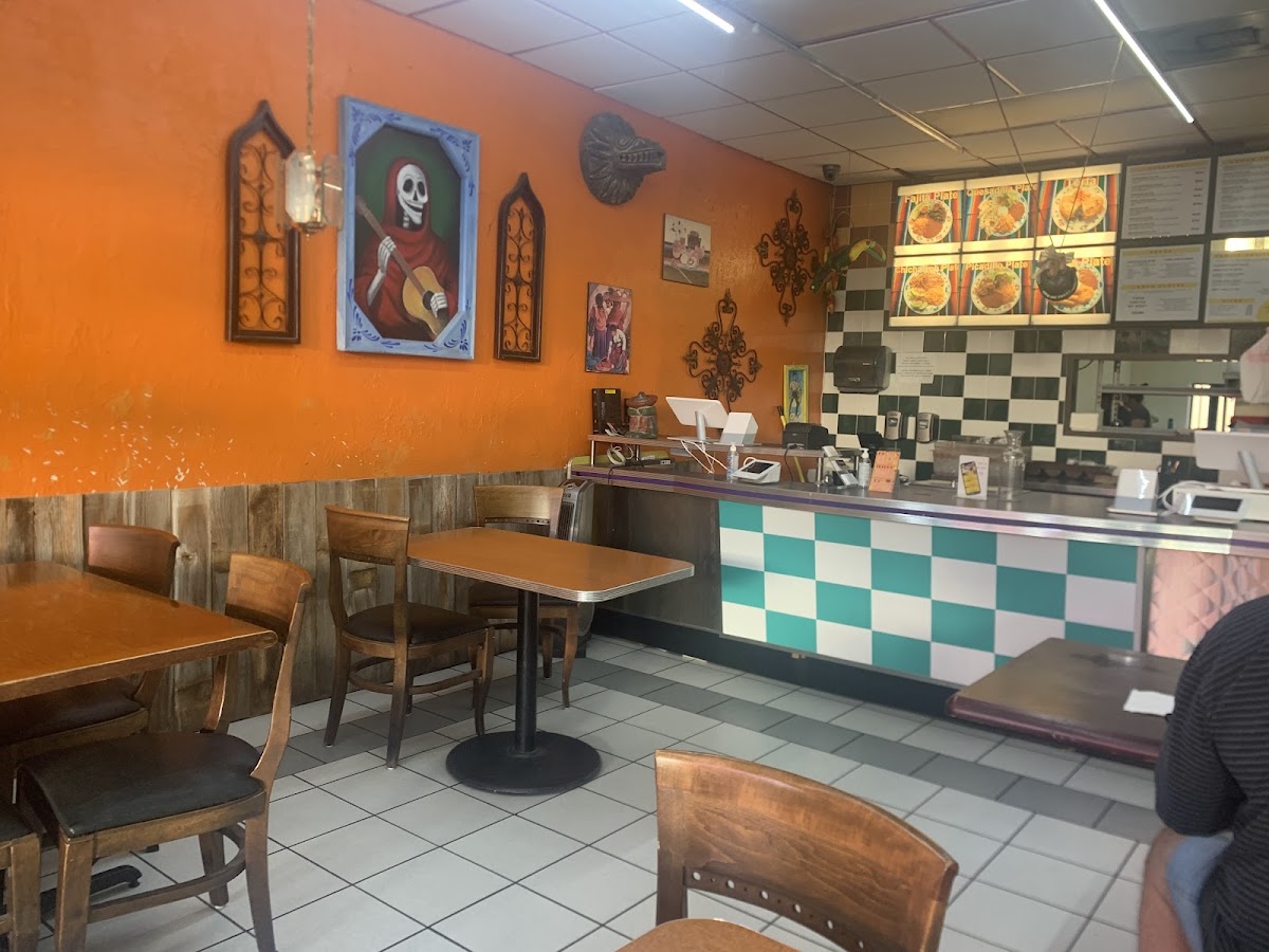 Chismosa's Taco House