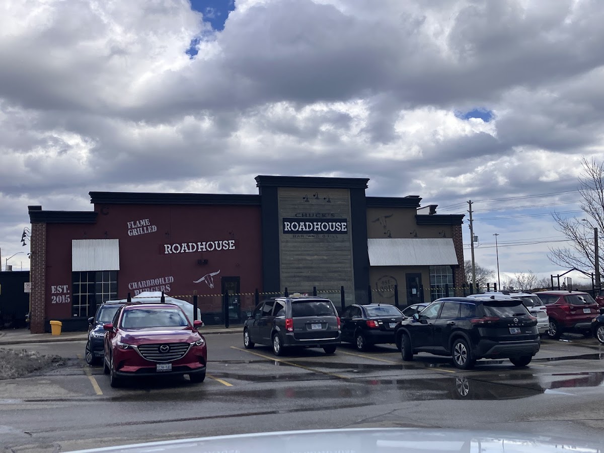 Chuck's Roadhouse Bar & Grill On L1V 0C5