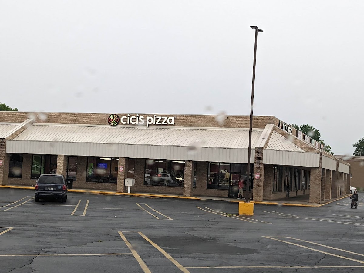 Cicis Pizza