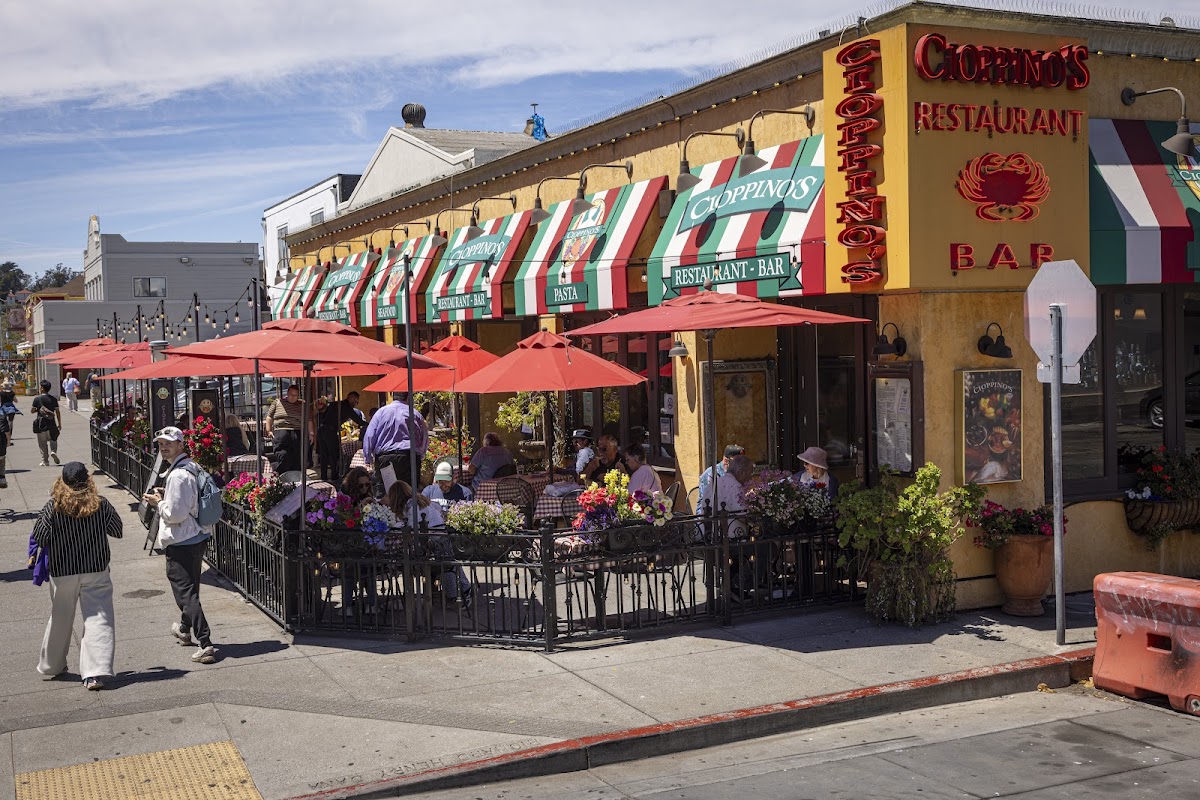 Cioppino's