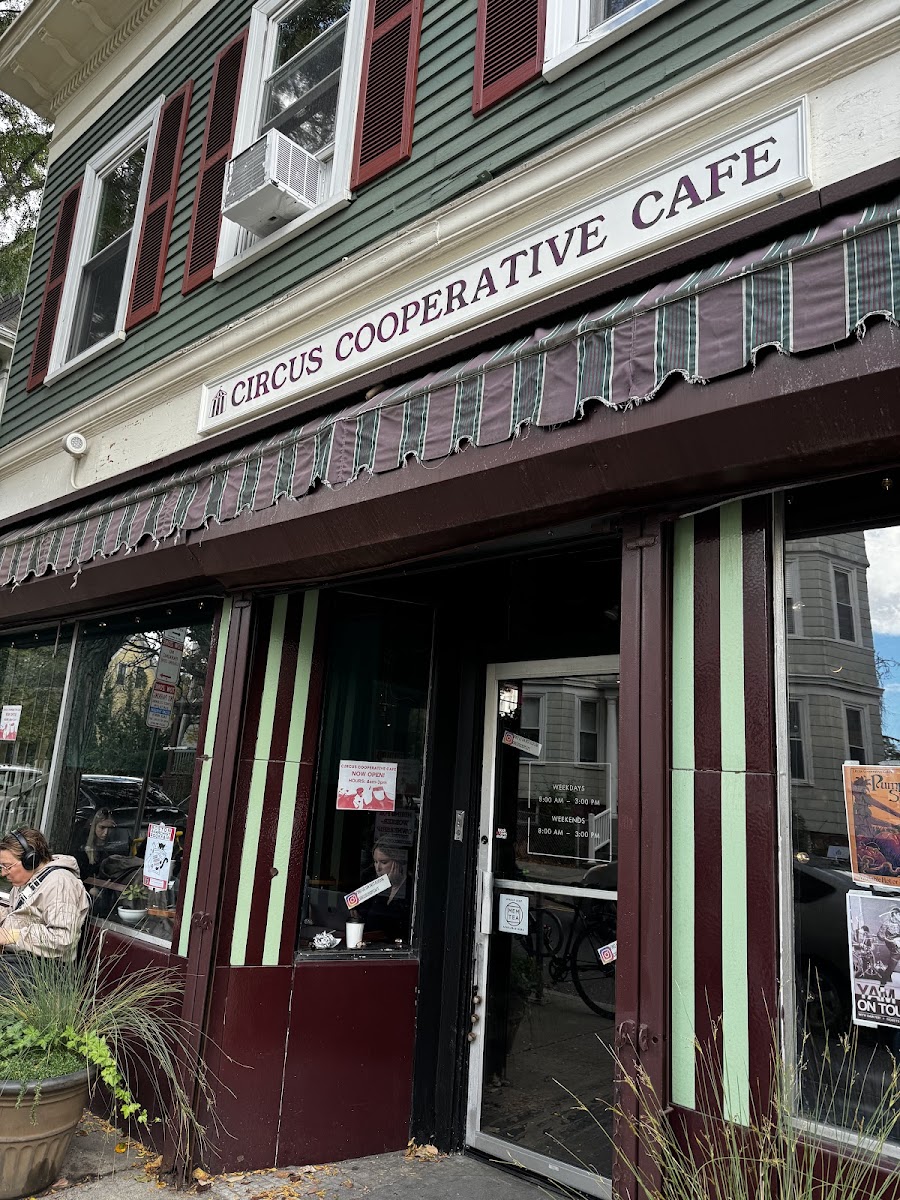 Circus Cooperative Cafe