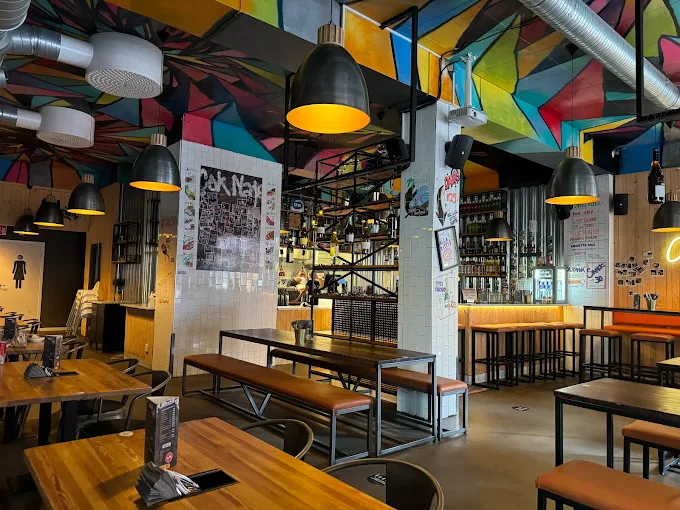 Cok Najs - Restaurang & Bar