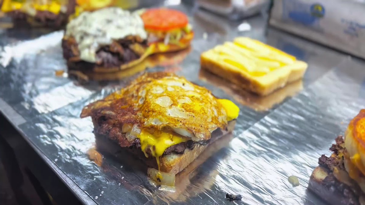 crave-burgers/35921-albums-2.jpg