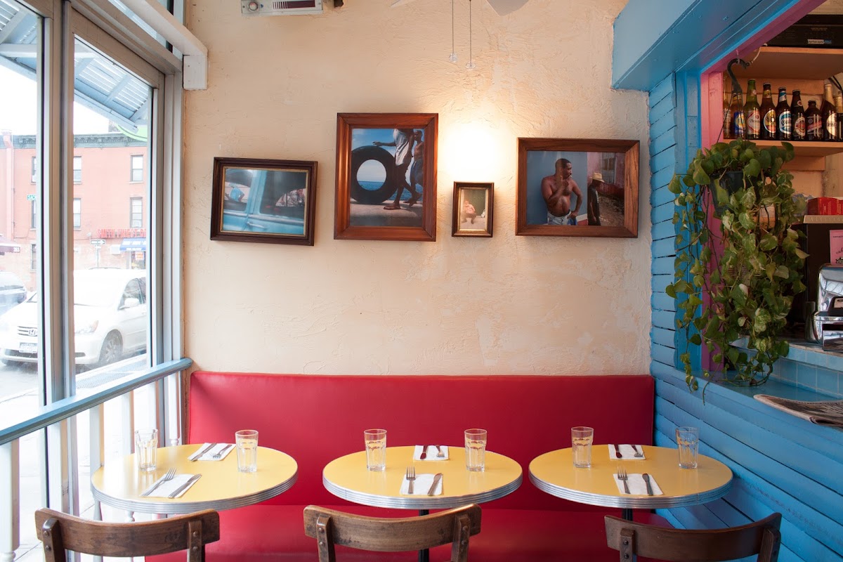 Cubana Café