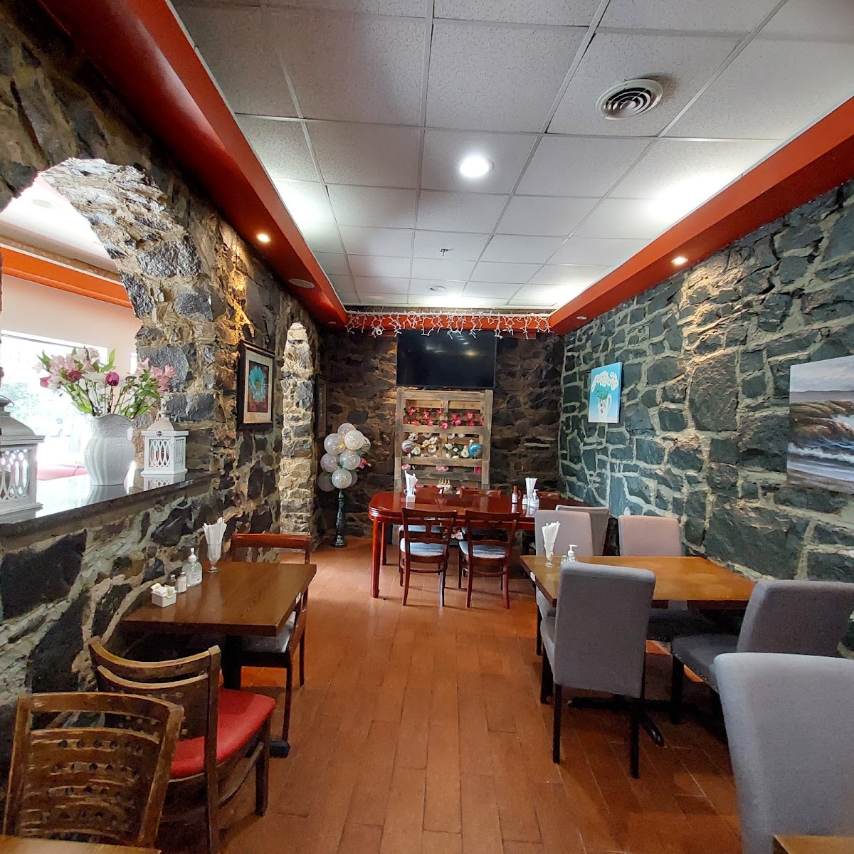 Daisy's Grill