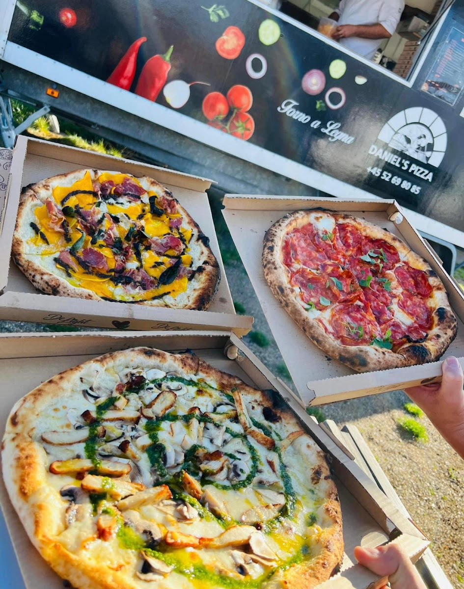 Daniel's Pizza