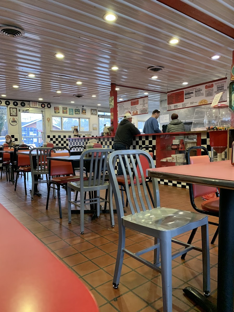 Dee's Drive Inn Foods