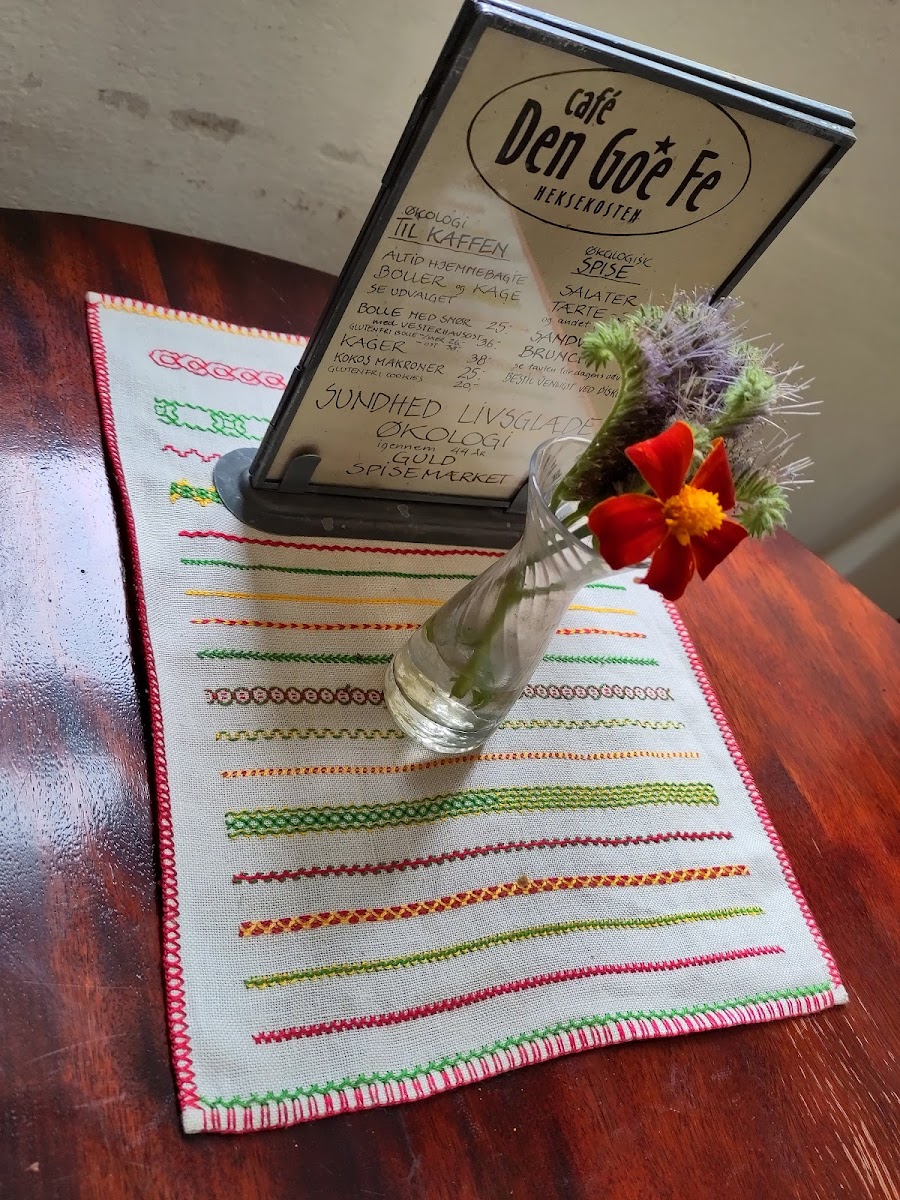 den-goe-fe/12223-menus-3.jpg