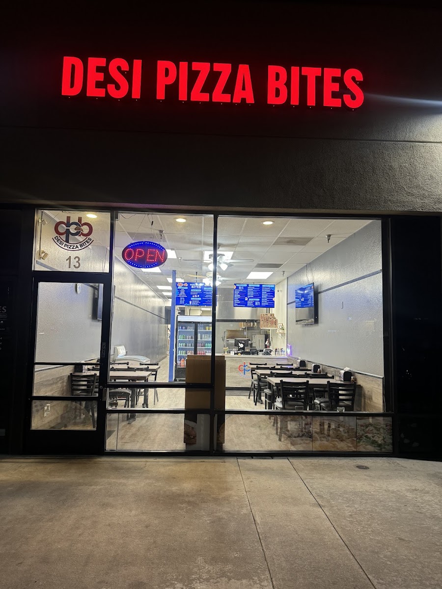 Desi Pizza Bites