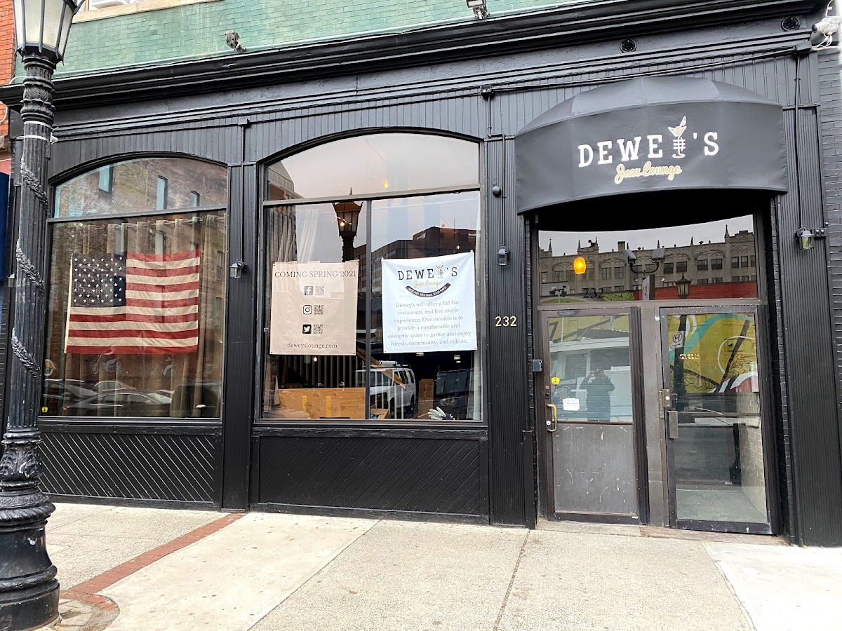 Dewey's Jazz Lounge