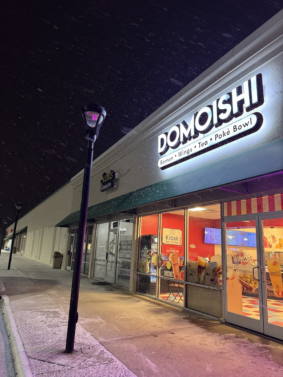 Domoishi Poké Bowl - Ramen - Wings - Boba Tea