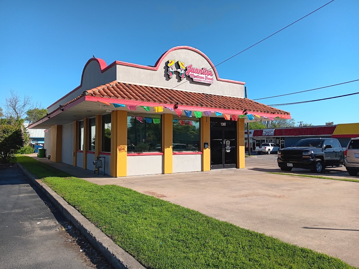 Dos Juanitos Mexican Food