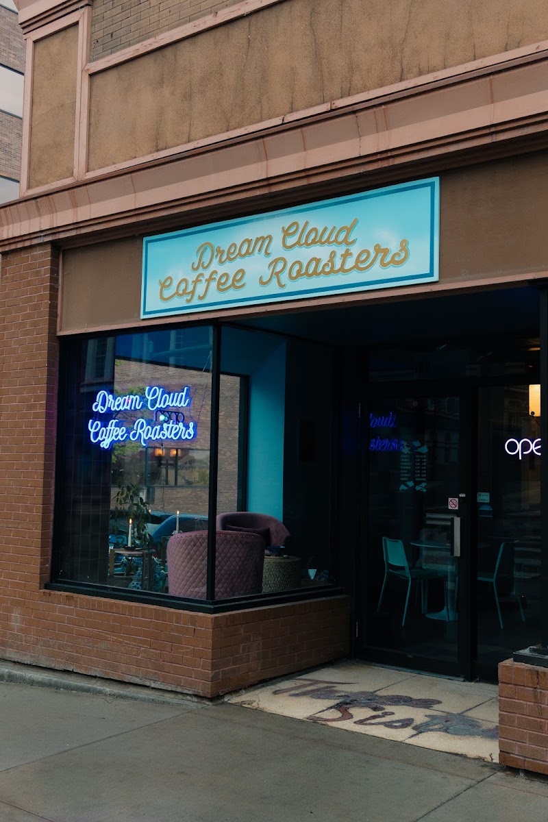 Dream Cloud Coffee Roasters