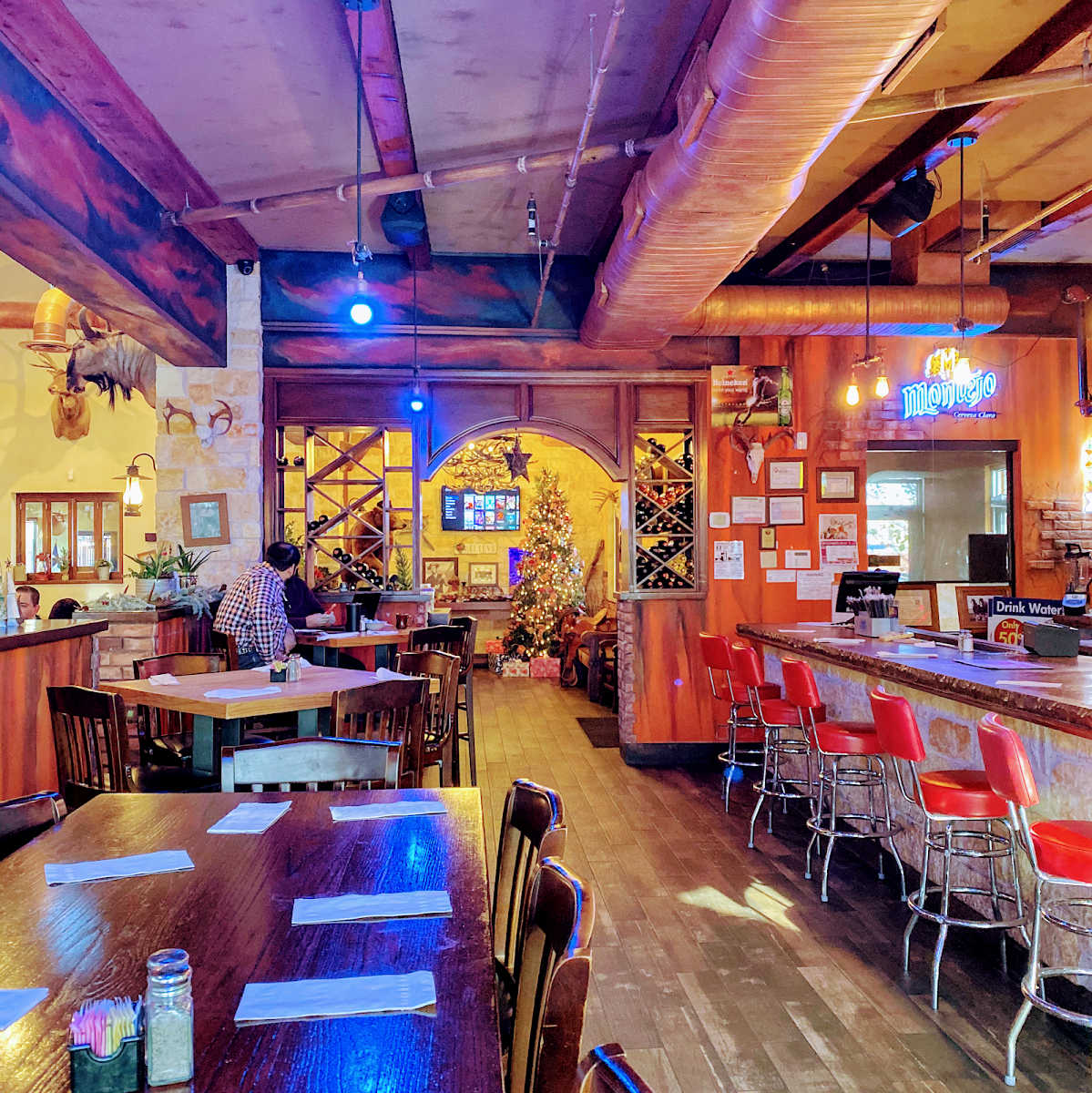Eduardo's Bbq Steaks & Mexican Grill