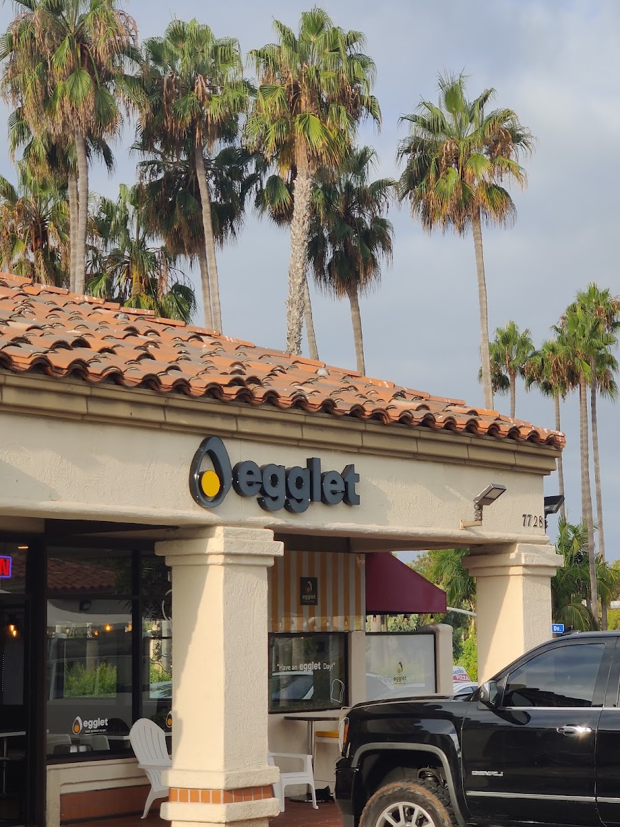 Egglet