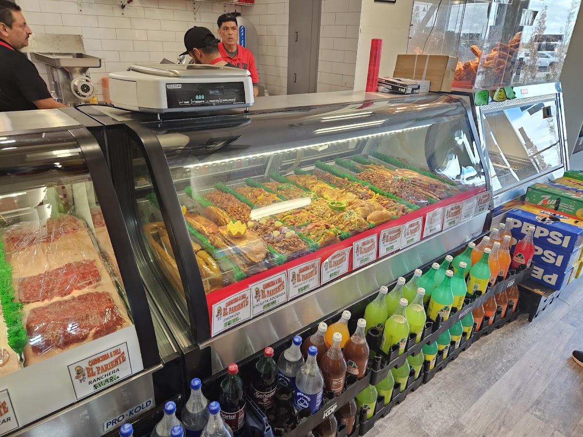 El Pariente Meat Market & Deli & Taqueria