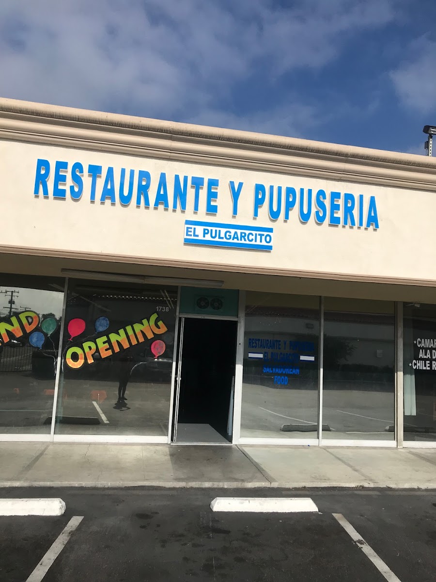 El Pulgarcito Pupuseria