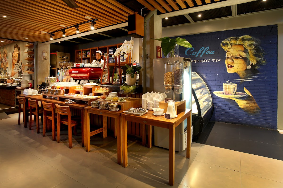 Everjoy Coffee & Cafe - Ivory Hotel Bandung