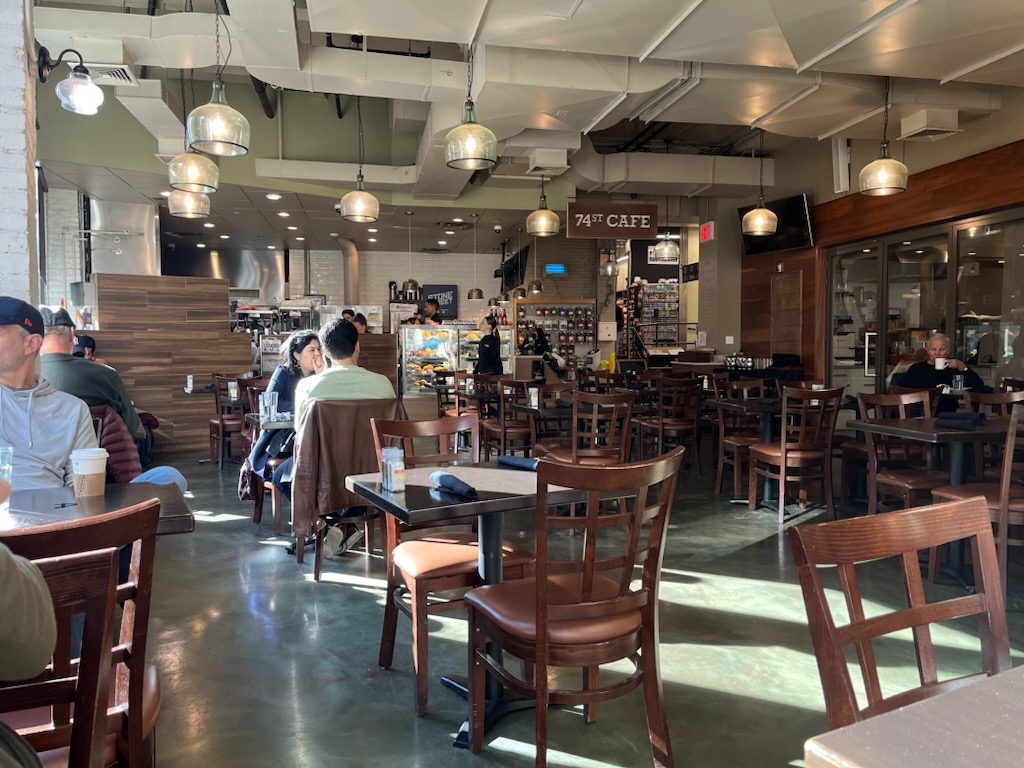 Fairway 74Th Street Cafe
