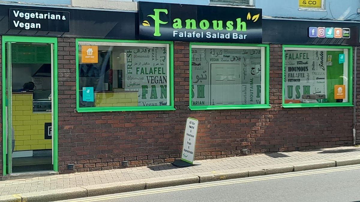 Fanoush Falafel Salad Bar