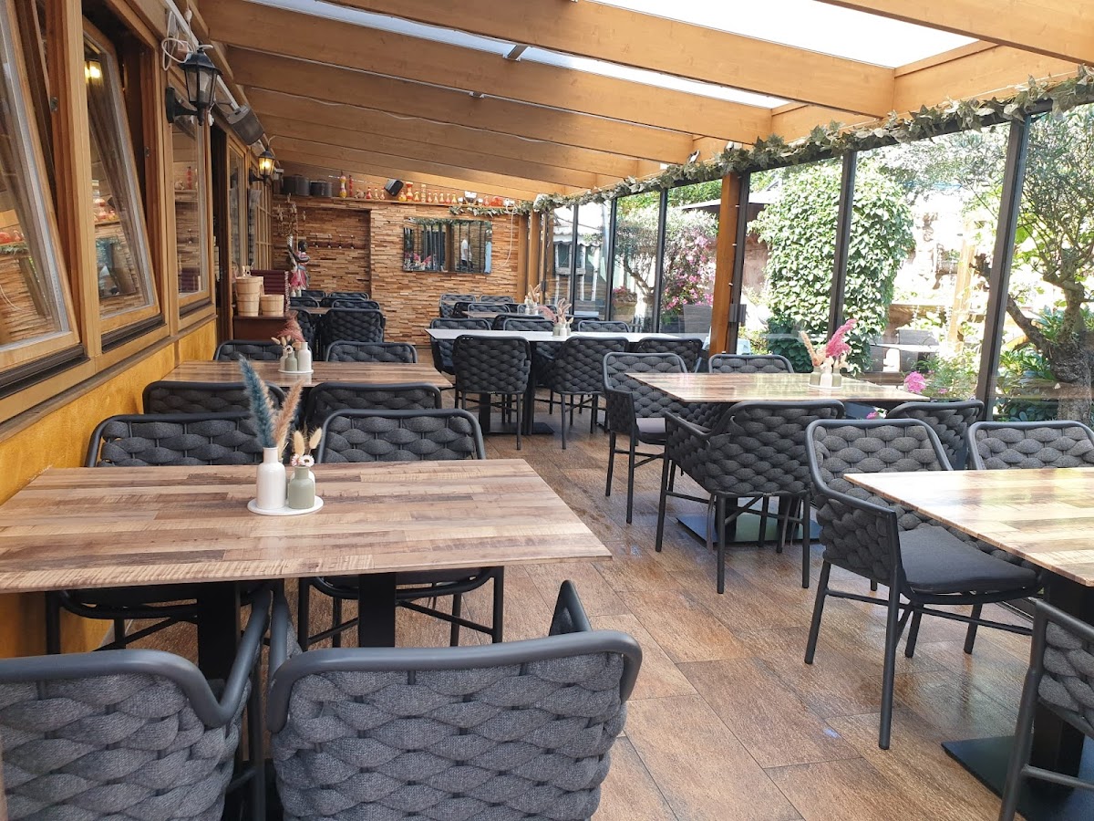 Flammkuchen Hütte Becker