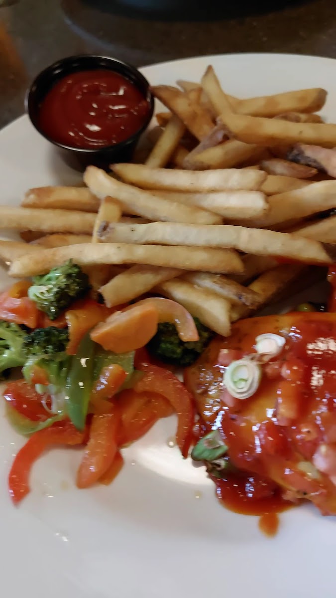 frank-ginos-grill-pasta-house-amherst/12418-albums-2.jpg