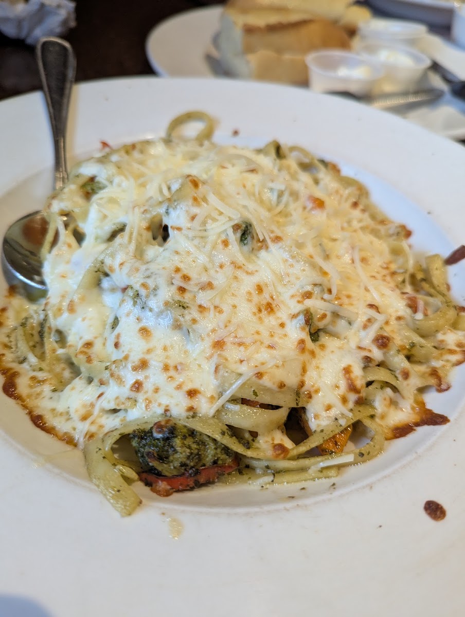 frank-ginos-grill-pasta-house-amherst/12418-albums-3.jpg