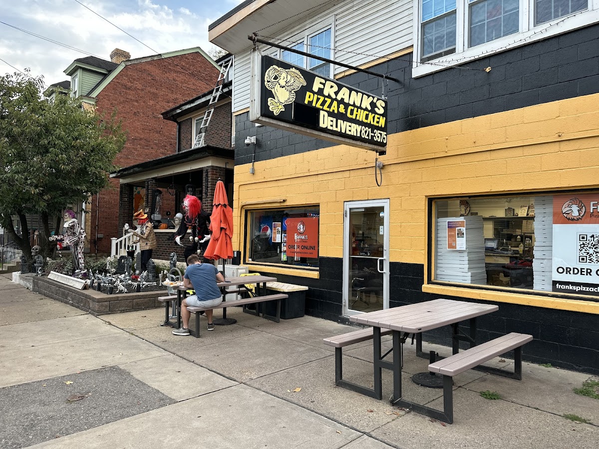 Franks Pizza & Chicken Inc