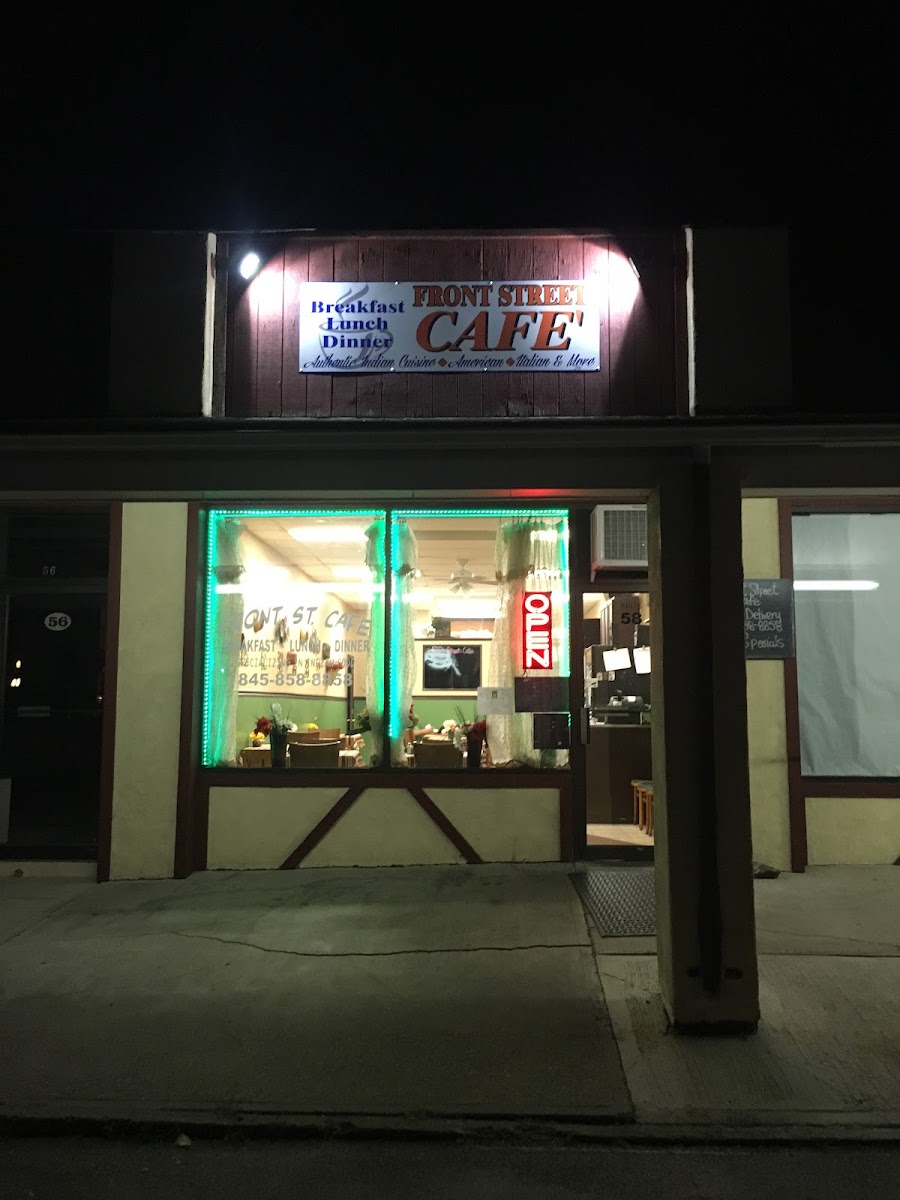 Front Street Café
