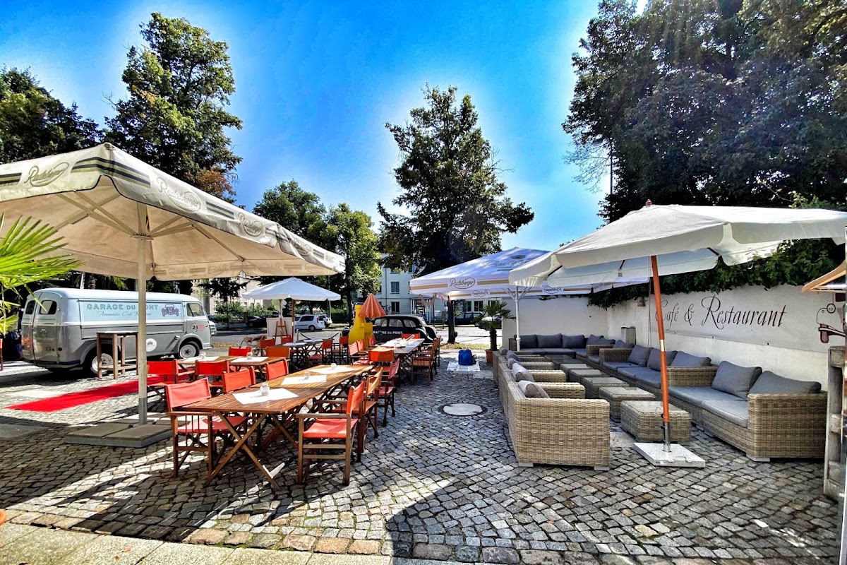 Garage Du Pont