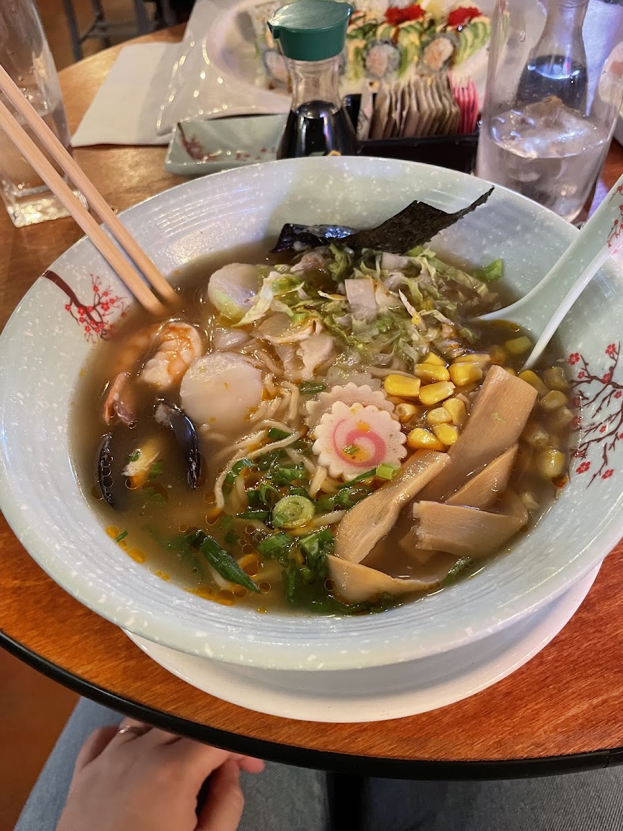 ginza-sushi-grill-ramen/8163-albums-5.jpg