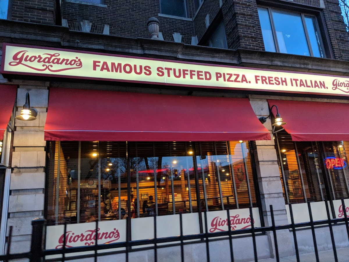 Giordano's Pizza Rogers Park