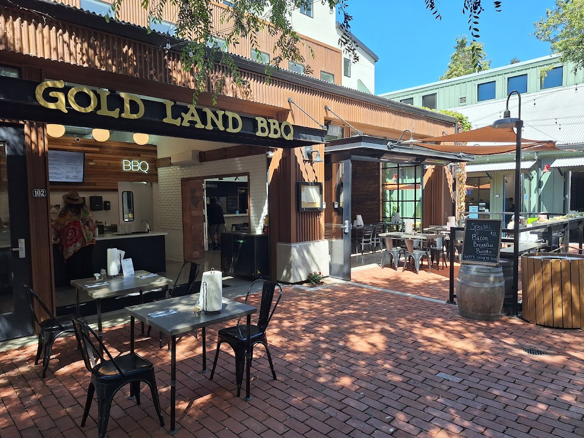 Gold Land Bbq