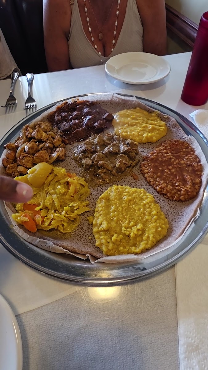 gosh-ethiopian-restaurant/6452-albums-2.jpg