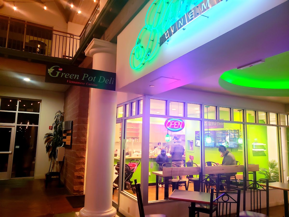 Green Pot Deli
