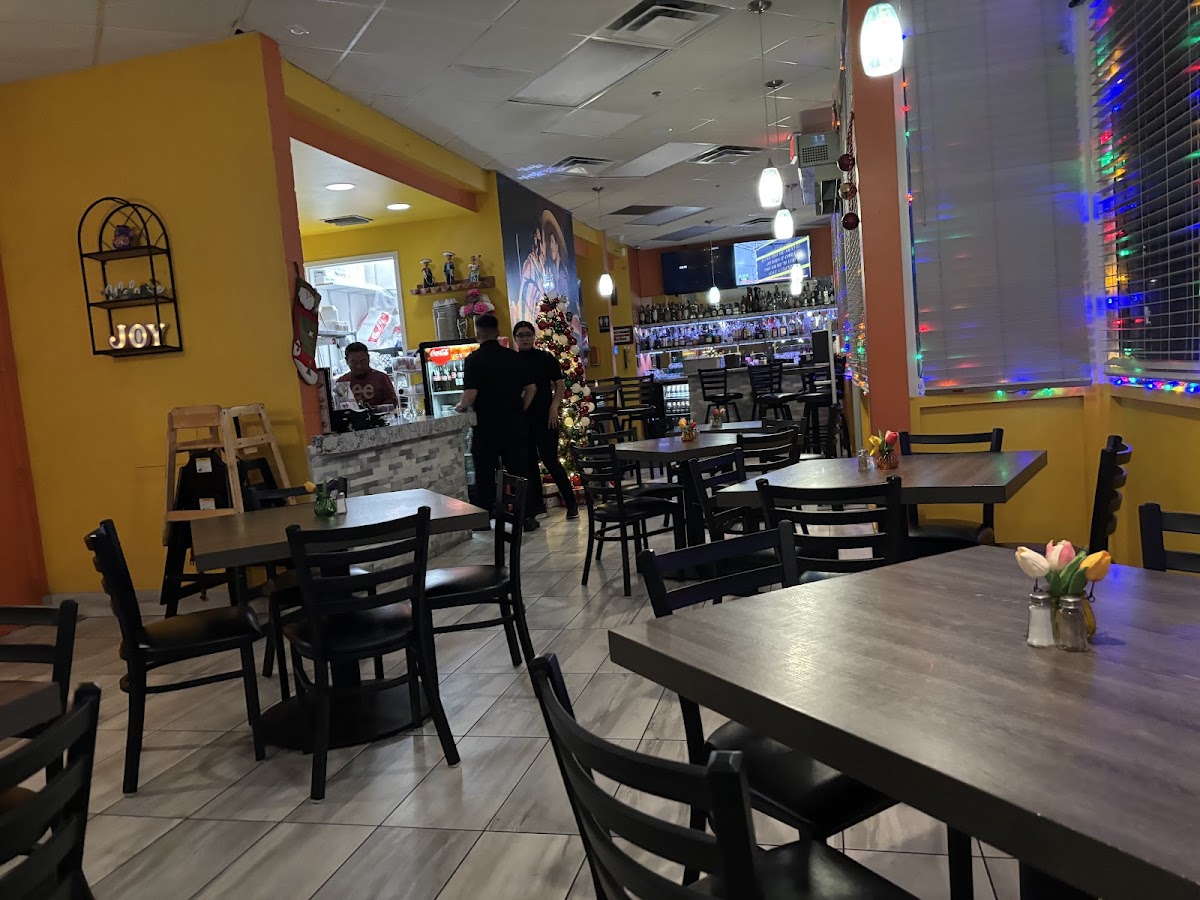 Guadalajara Cafe & Bar