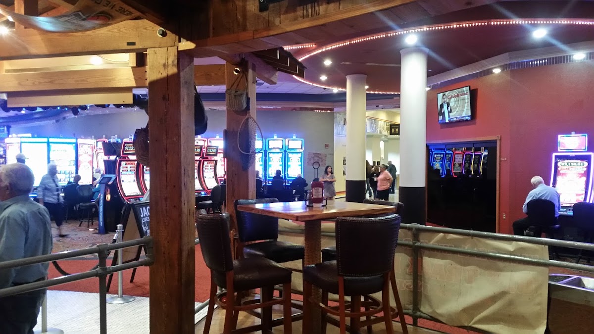 gumbeauxs-sports-oyster-bar/36029-albums-6.jpg