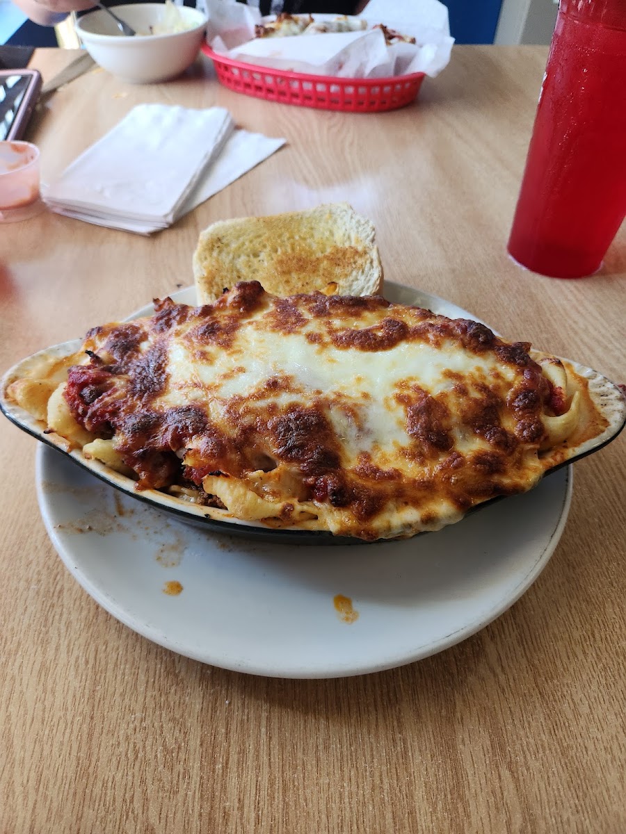 Gus And Lisa's
