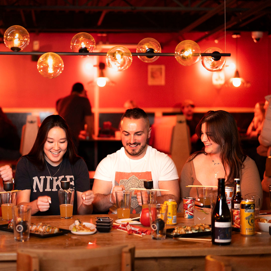 Hachi Sushi Pub