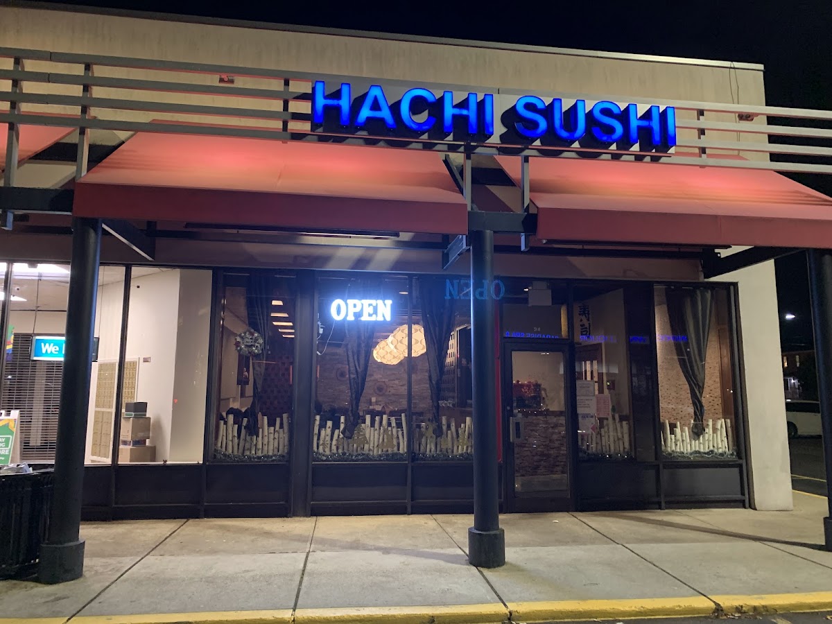 Hachi Sushi
