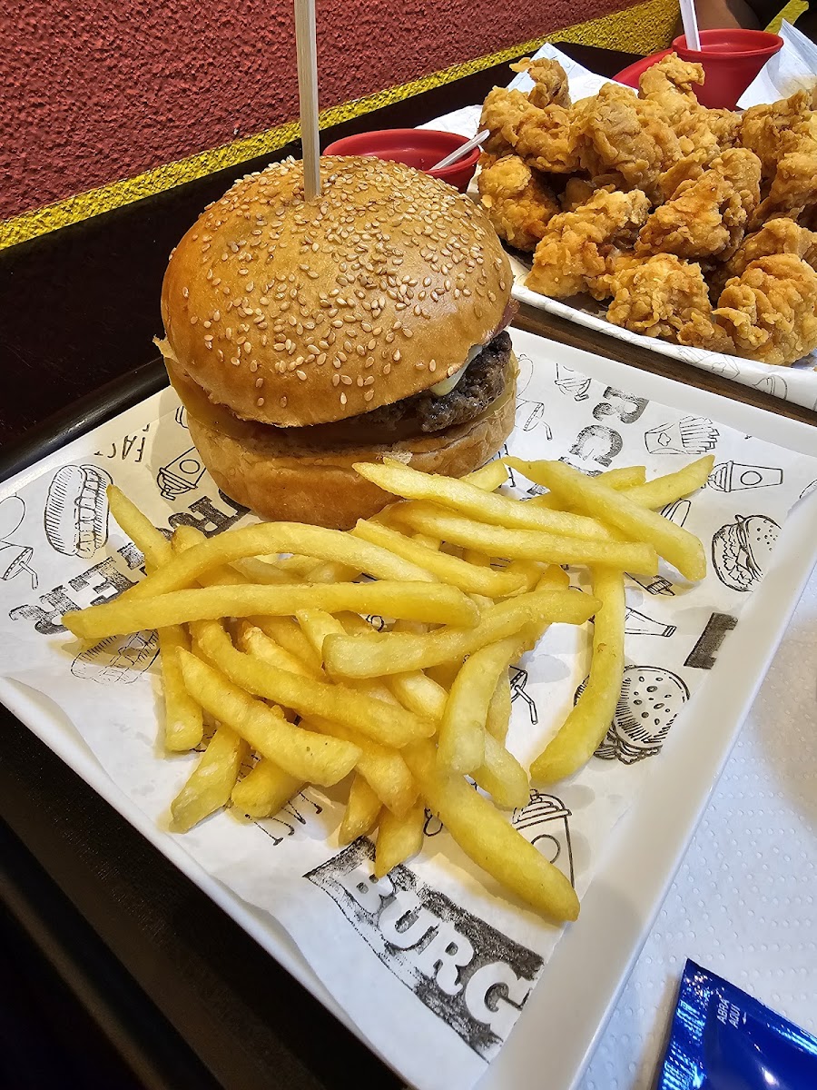 Hamburgueria Bora Bora Amoreira