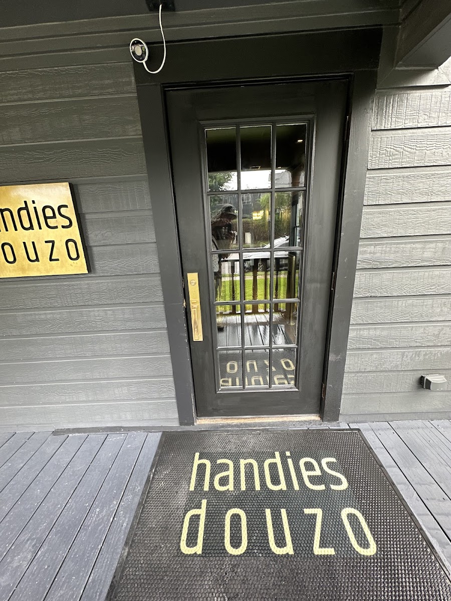 Handies Douzo