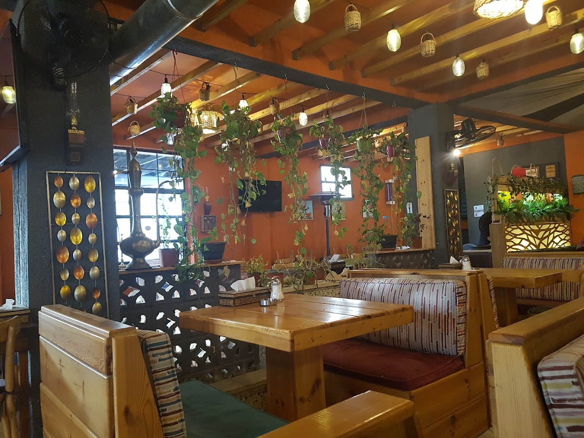 Hekayat Balad Cafe