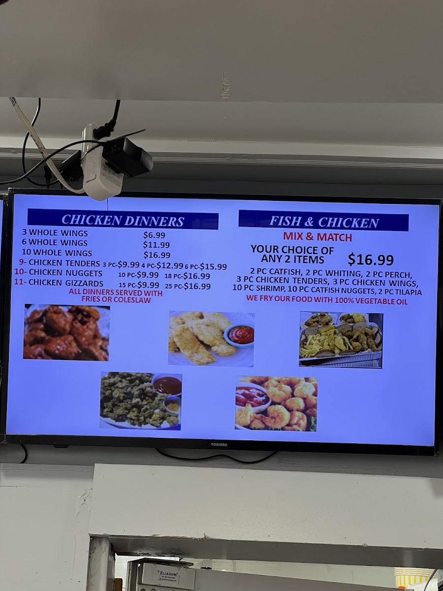 hooks-fish-and-chicken/35978-menus-3.jpg