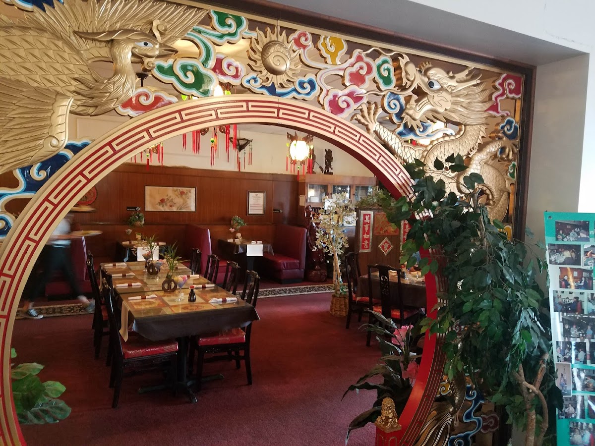 Hunan Fine Asian Cuisine Restaurant