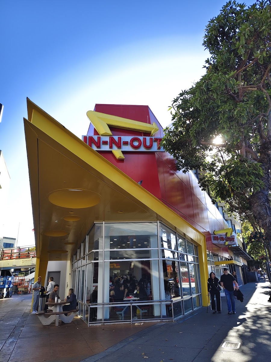 In N Out Burger San Francisco