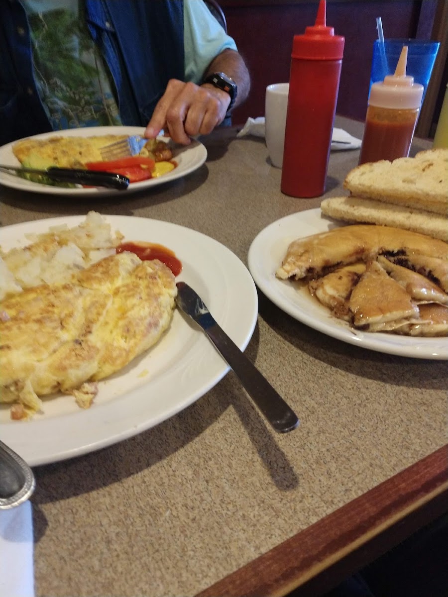 joannas-family-restaurant/21925-albums-7.jpg