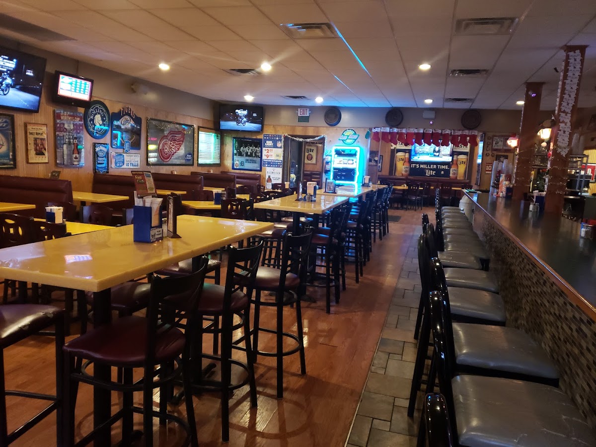 Jt's Pub And Grub